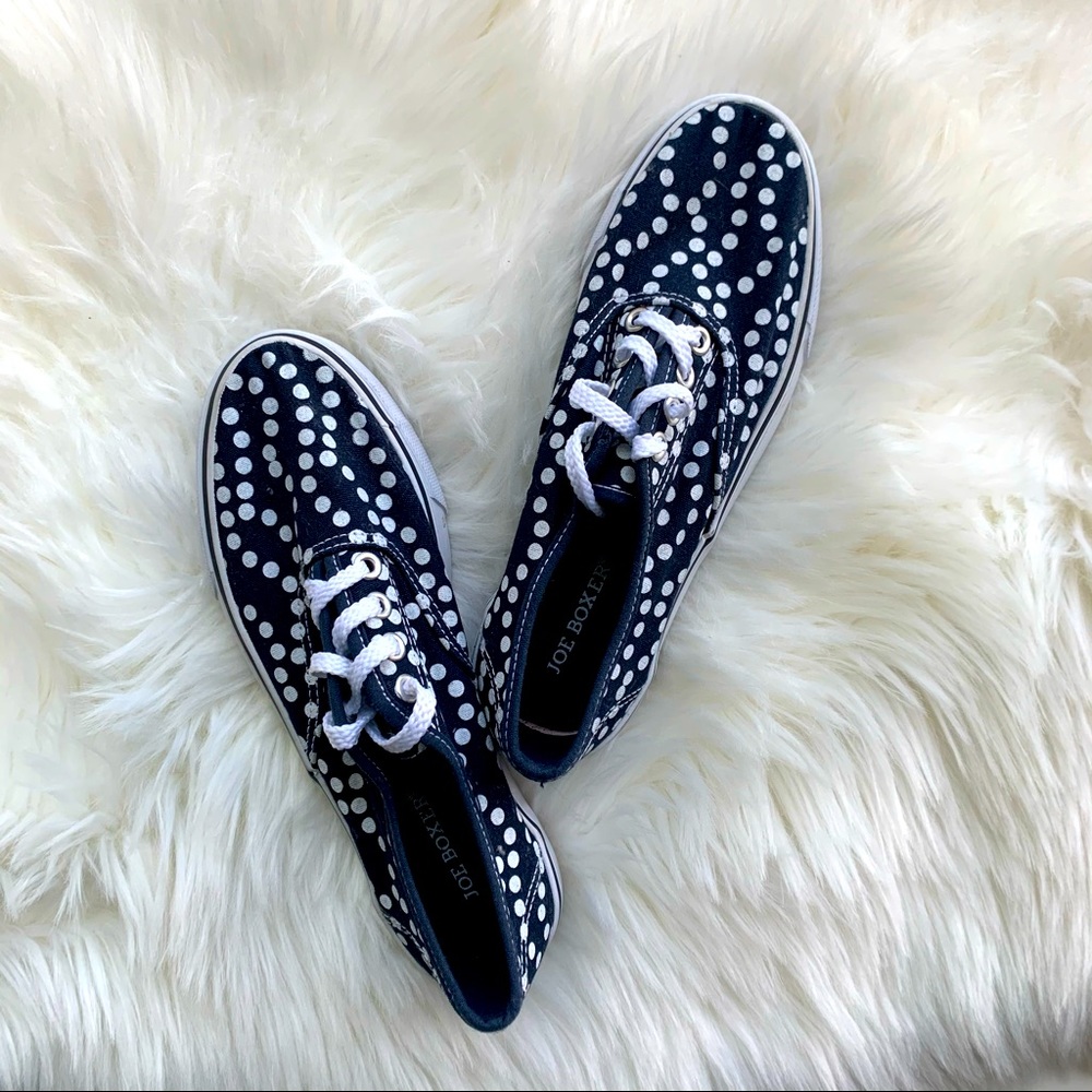 Joe Boxer blue and white polka dot tennis shoes